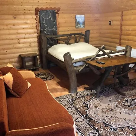 Приватна Садиба Ромен *